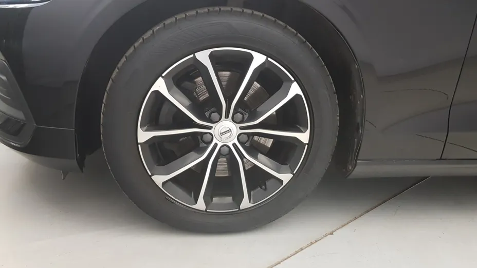 VOLVO V60 V60 B4 D Momentum Pro aut