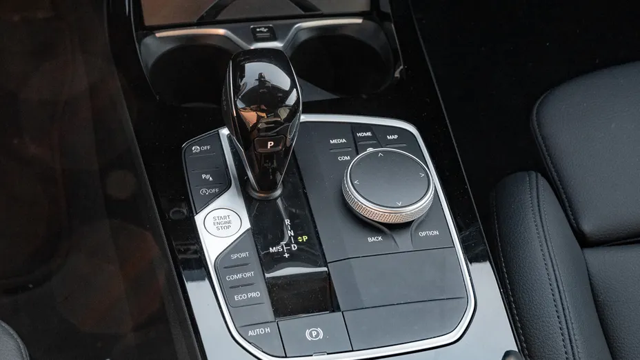 BMW Seria 2 220i xDrive M Sport aut