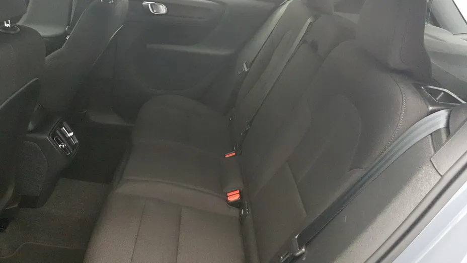 VOLVO XC40 XC40 B3 Essential aut