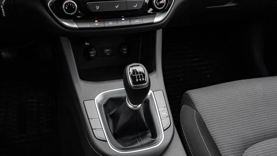 HYUNDAI i30 i30 1.5 DPI Classic +