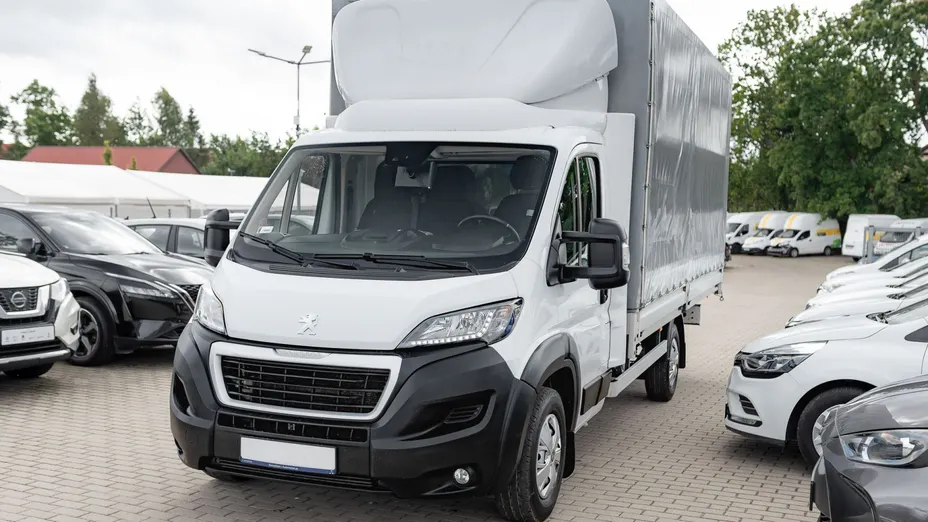 PEUGEOT Boxer Boxer 435 BlueHDi L3 Premium
