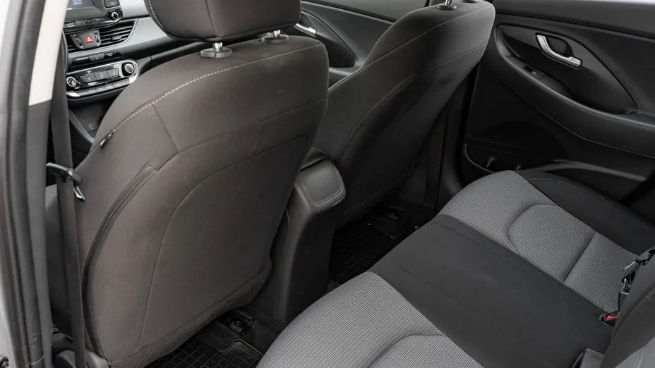 HYUNDAI i30 i30 1.5 DPI Classic +