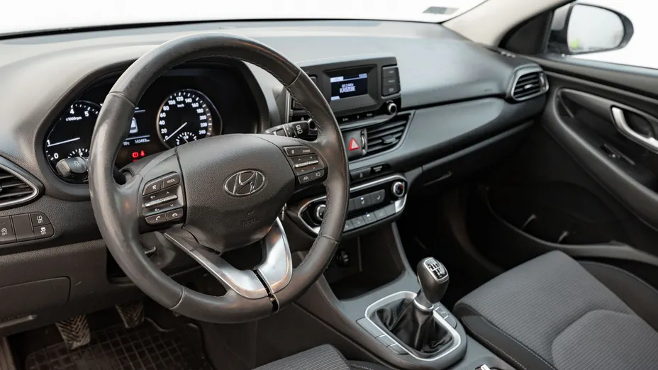 HYUNDAI i30 i30 1.5 DPI Classic +