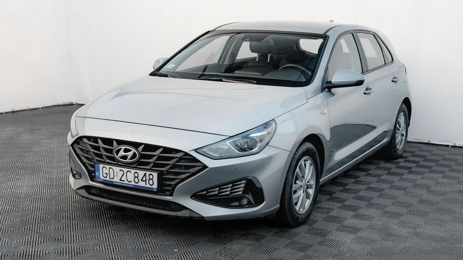 HYUNDAI i30 i30 1.5 DPI Classic +