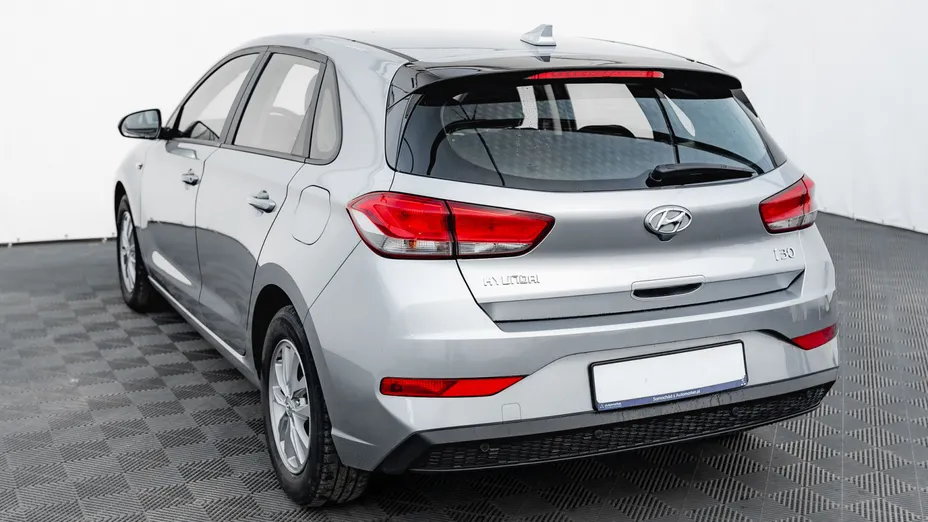HYUNDAI i30 i30 1.5 DPI Classic +