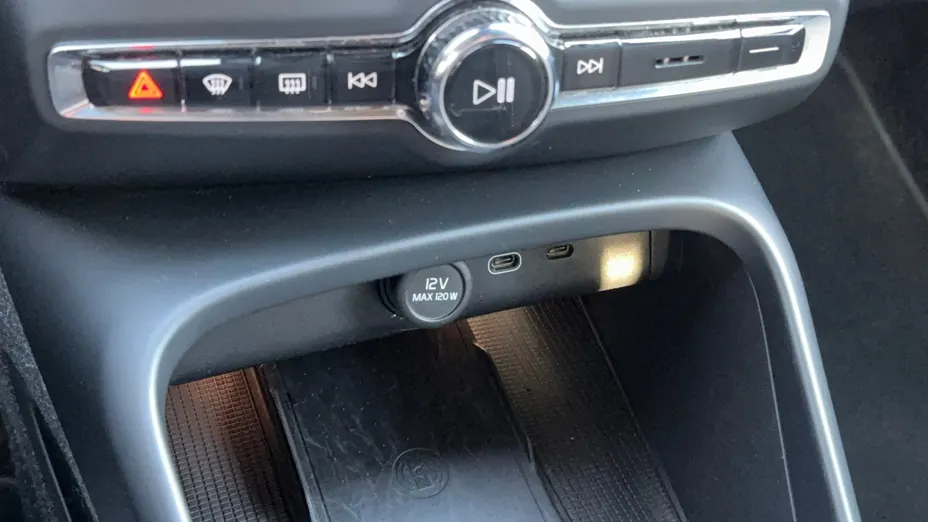 VOLVO XC40 XC40 B3 Core aut