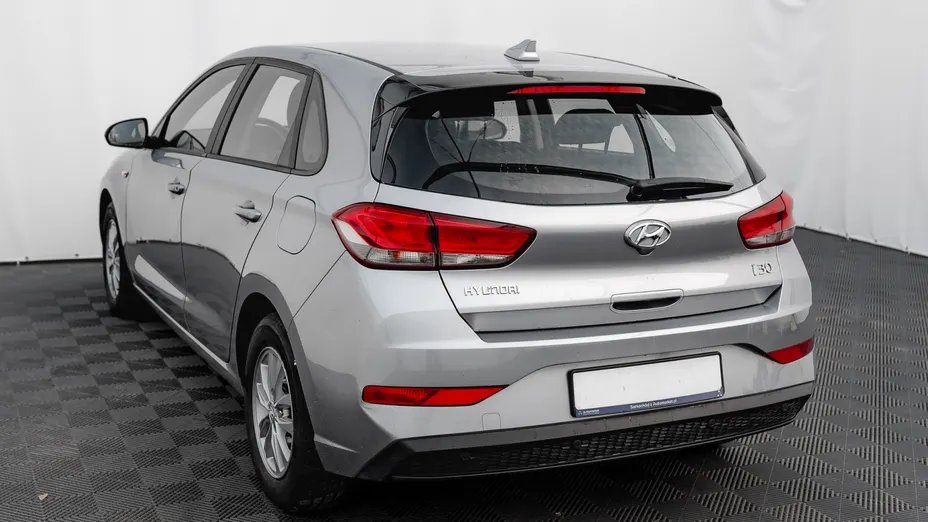 HYUNDAI i30 i30 1.5 DPI Classic +