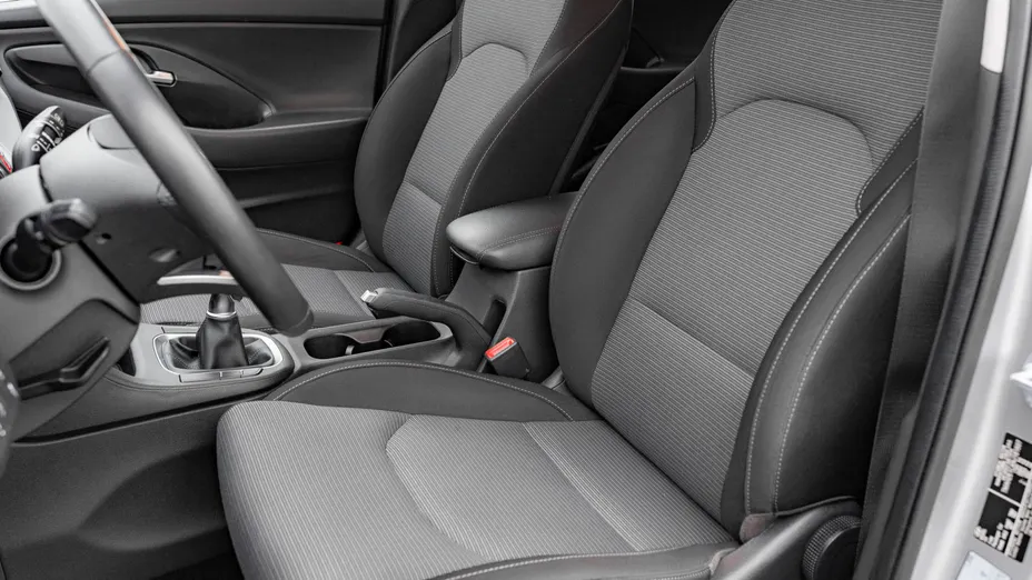 HYUNDAI i30 i30 1.5 DPI Classic +