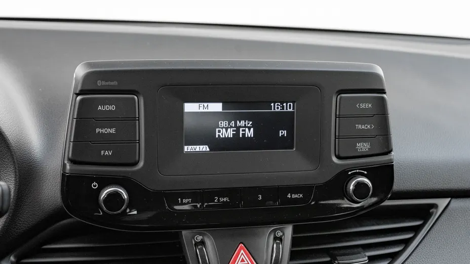 HYUNDAI i30 i30 1.5 DPI Classic +