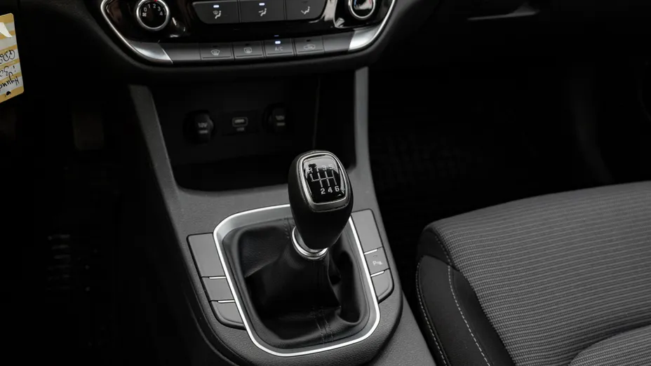 HYUNDAI i30 i30 1.5 DPI Classic +