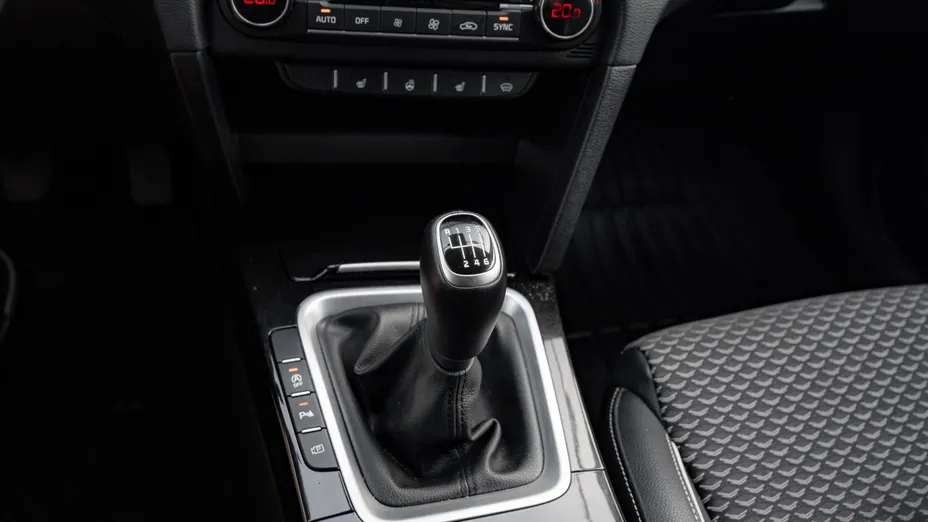 KIA Cee'd Ceed 1.5 T-GDI L
