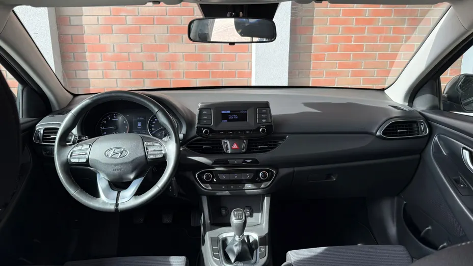 HYUNDAI i30 i30 1.5 DPI Classic +