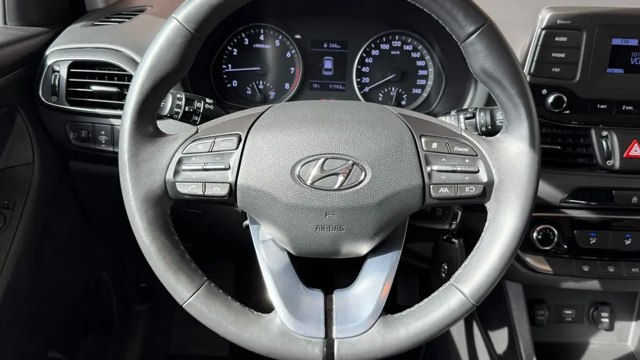 HYUNDAI i30 i30 1.5 DPI Classic +