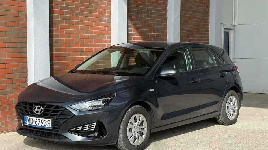 HYUNDAI i30 i30 1.5 DPI Classic +