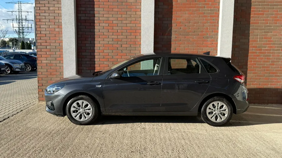 HYUNDAI i30 i30 1.5 DPI Classic +