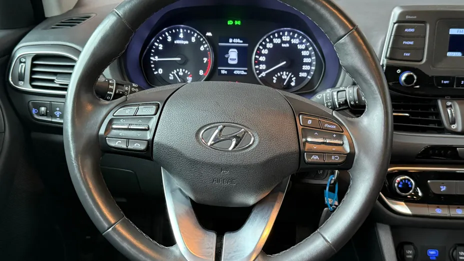 HYUNDAI i30 i30 1.5 DPI Classic +