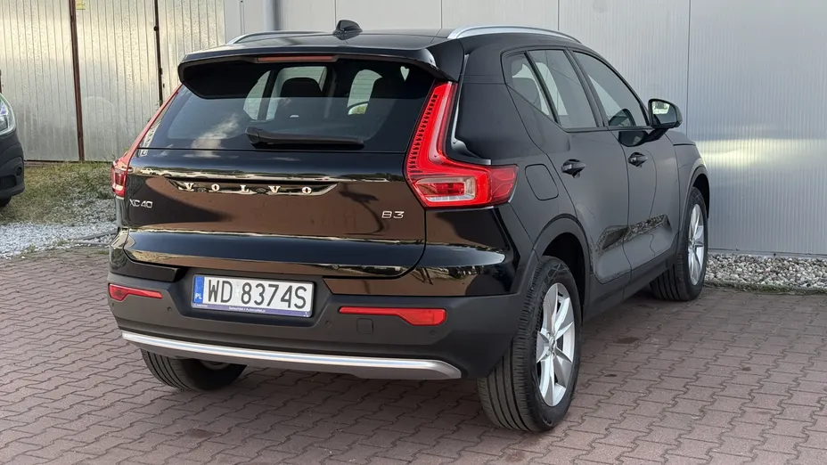 VOLVO XC40 XC40 B3 Core aut