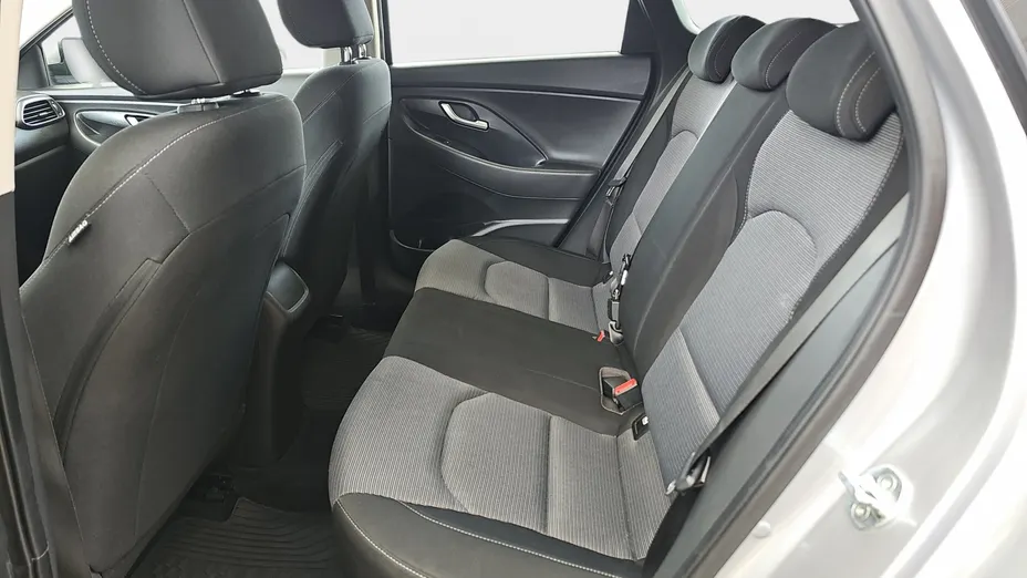 HYUNDAI i30 i30 1.0 T-GDI Modern