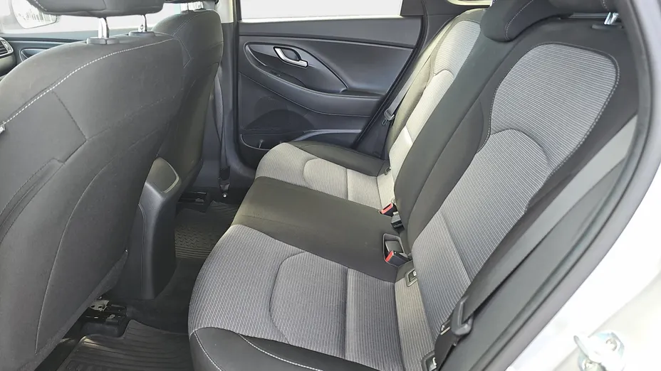 HYUNDAI i30 i30 1.0 T-GDI Modern