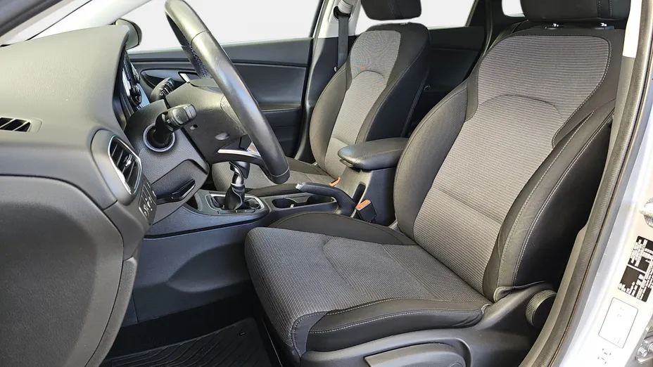 HYUNDAI i30 i30 1.0 T-GDI Modern