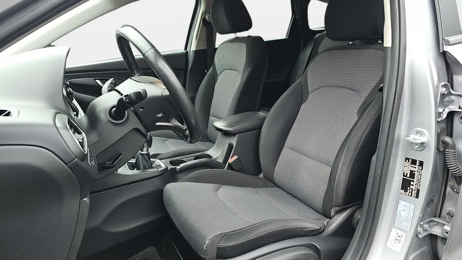 HYUNDAI i30 i30 1.0 T-GDI Modern