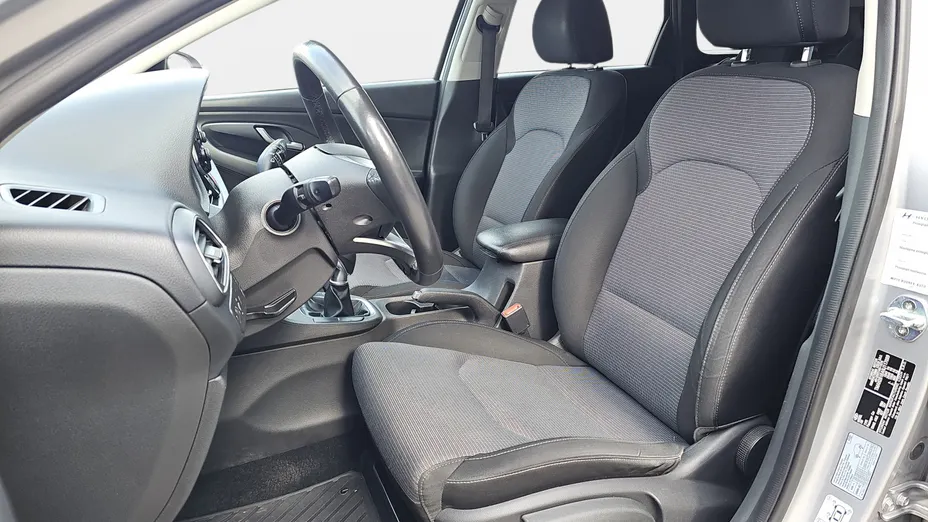 HYUNDAI i30 i30 1.0 T-GDI Modern