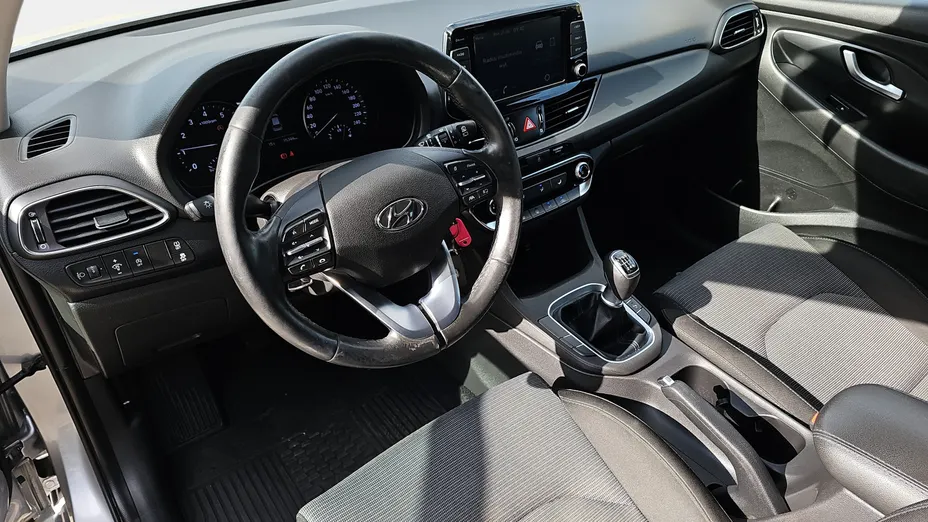 HYUNDAI i30 i30 1.0 T-GDI Modern