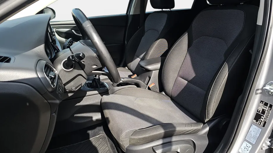 HYUNDAI i30 i30 1.0 T-GDI Modern