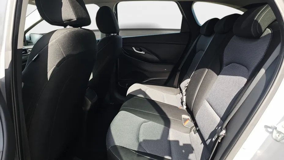 HYUNDAI i30 i30 1.0 T-GDI Modern