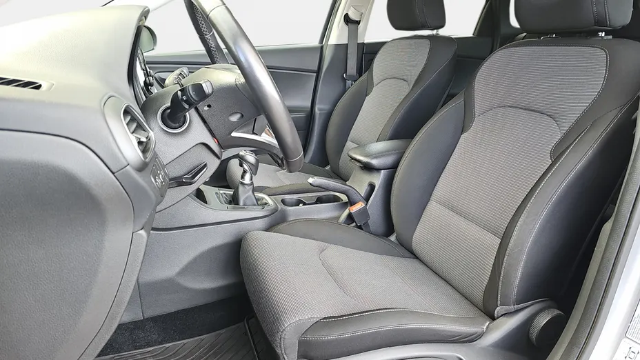 HYUNDAI i30 i30 1.0 T-GDI Modern