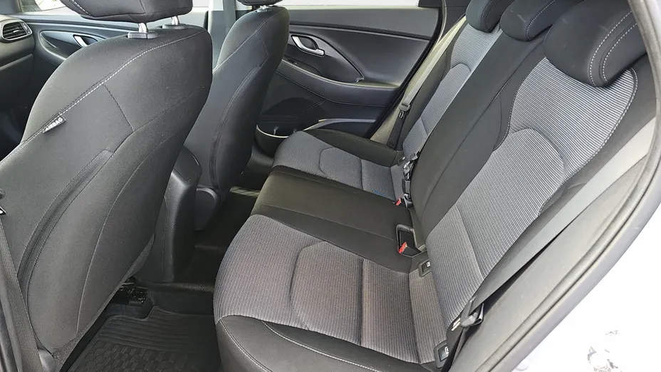 HYUNDAI i30 i30 1.0 T-GDI Modern