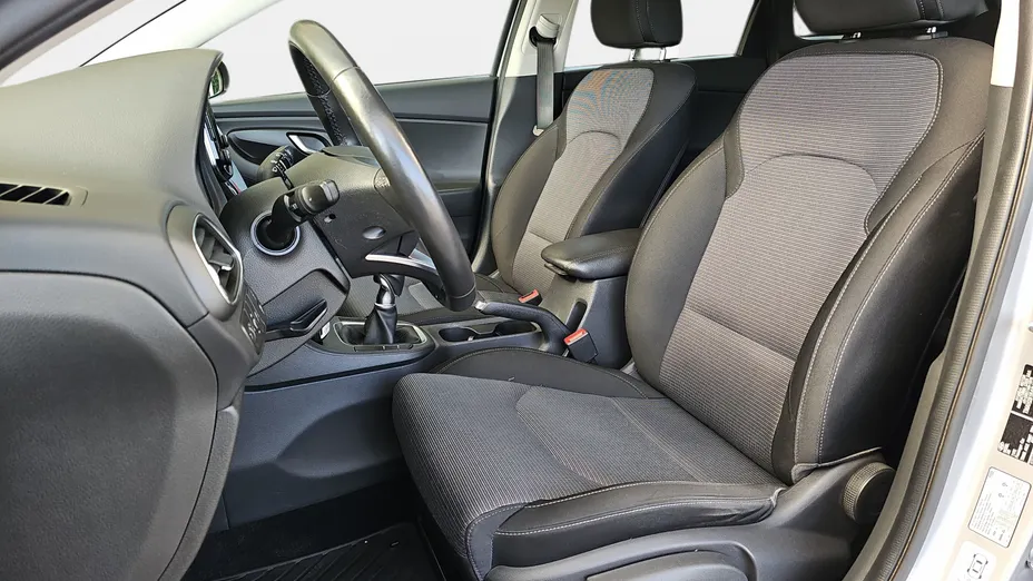 HYUNDAI i30 i30 1.0 T-GDI Modern