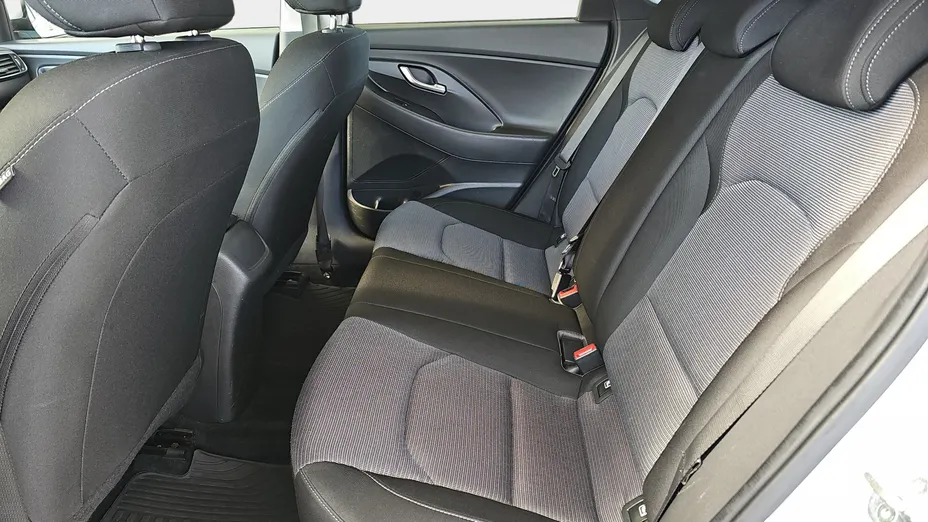 HYUNDAI i30 i30 1.0 T-GDI Modern