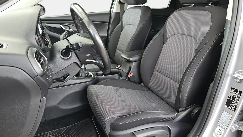 HYUNDAI i30 i30 1.0 T-GDI Modern
