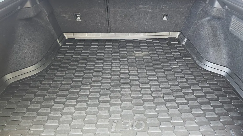 HYUNDAI i30 i30 1.0 T-GDI Modern