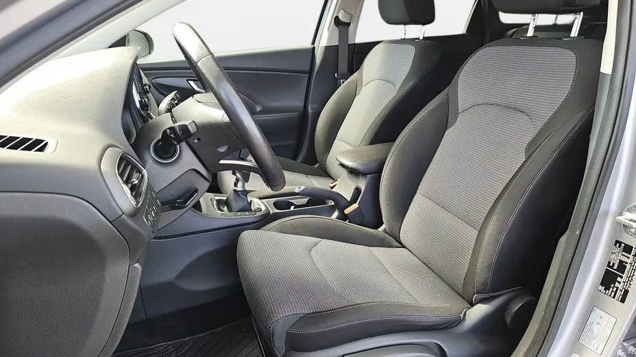 HYUNDAI i30 i30 1.0 T-GDI Modern