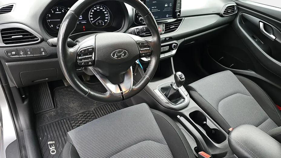 HYUNDAI i30 i30 1.0 T-GDI Modern