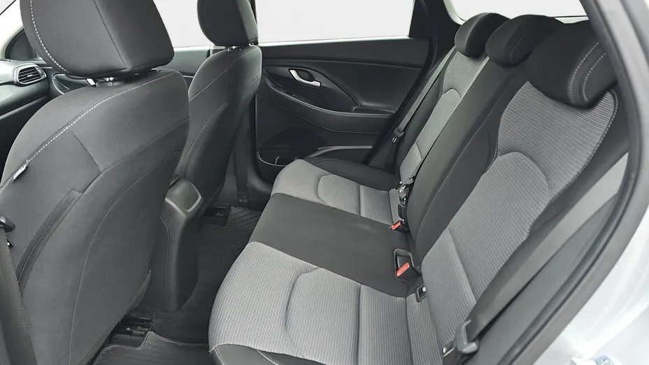 HYUNDAI i30 i30 1.0 T-GDI Modern