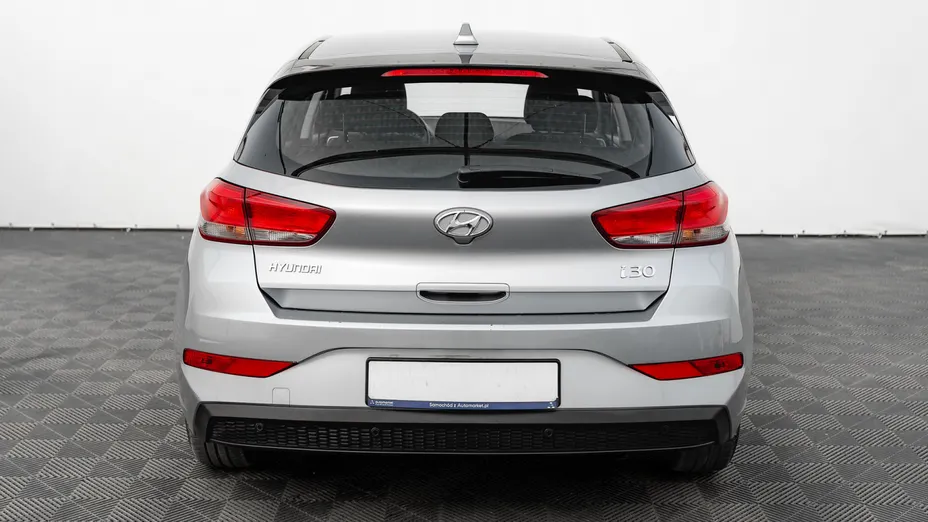 HYUNDAI i30 i30 1.5 DPI Classic +