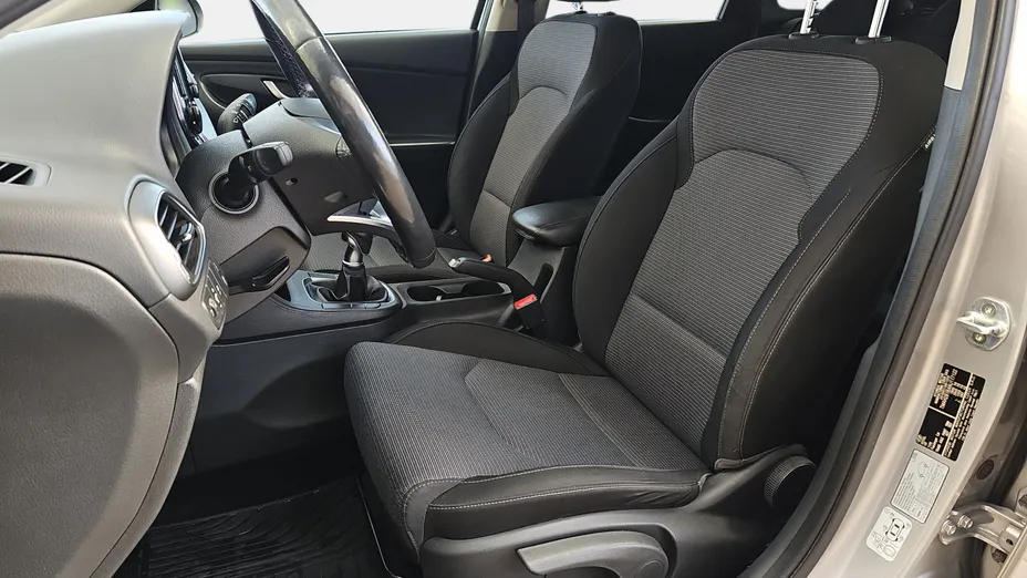 HYUNDAI i30 i30 1.0 T-GDI Modern