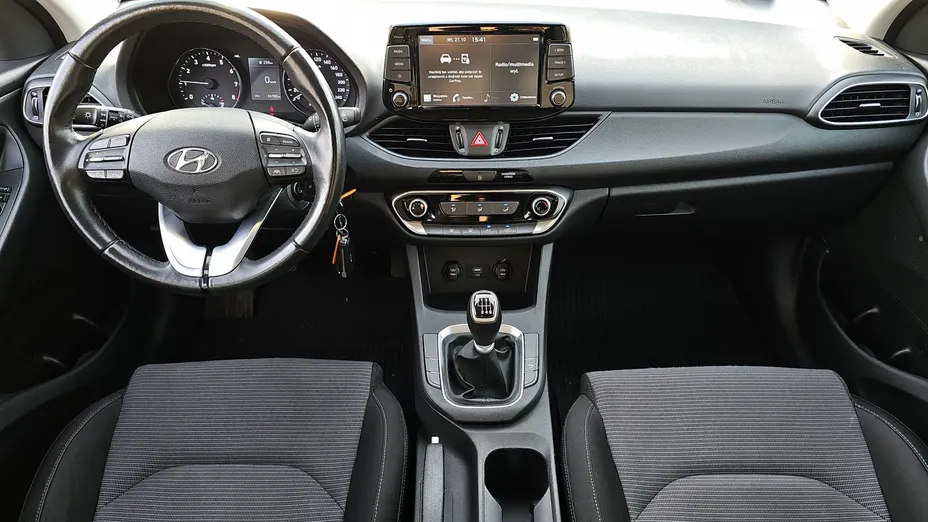 HYUNDAI i30 i30 1.0 T-GDI Modern