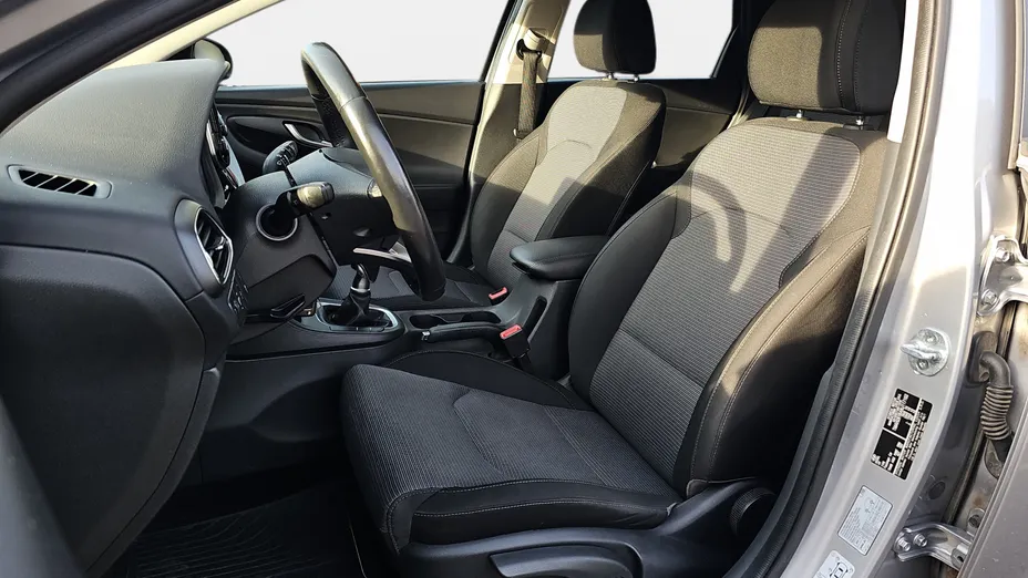 HYUNDAI i30 i30 1.0 T-GDI Modern