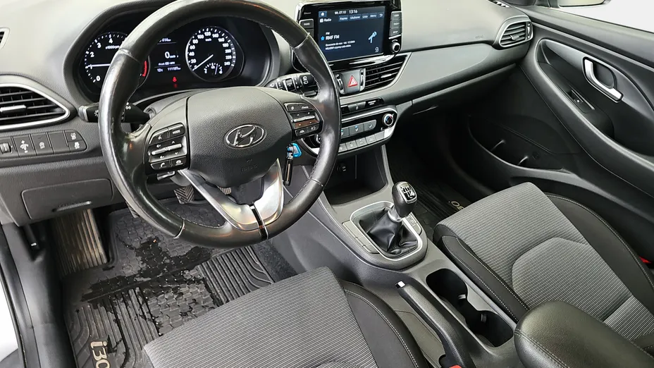HYUNDAI i30 i30 1.0 T-GDI Modern