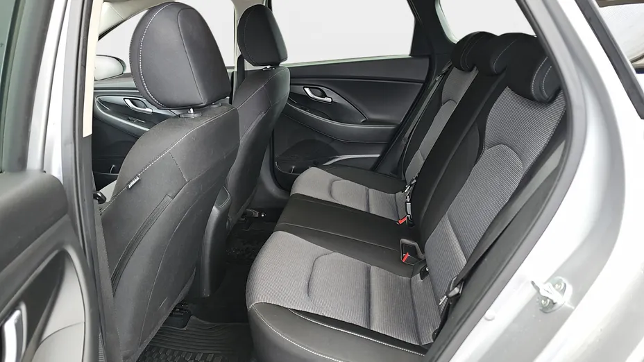 HYUNDAI i30 i30 1.0 T-GDI Modern