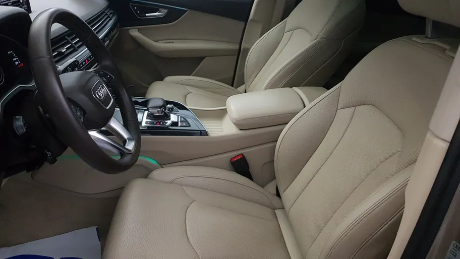 AUDI Q7 Q7 3.0 TDI Quattro Tiptr.
