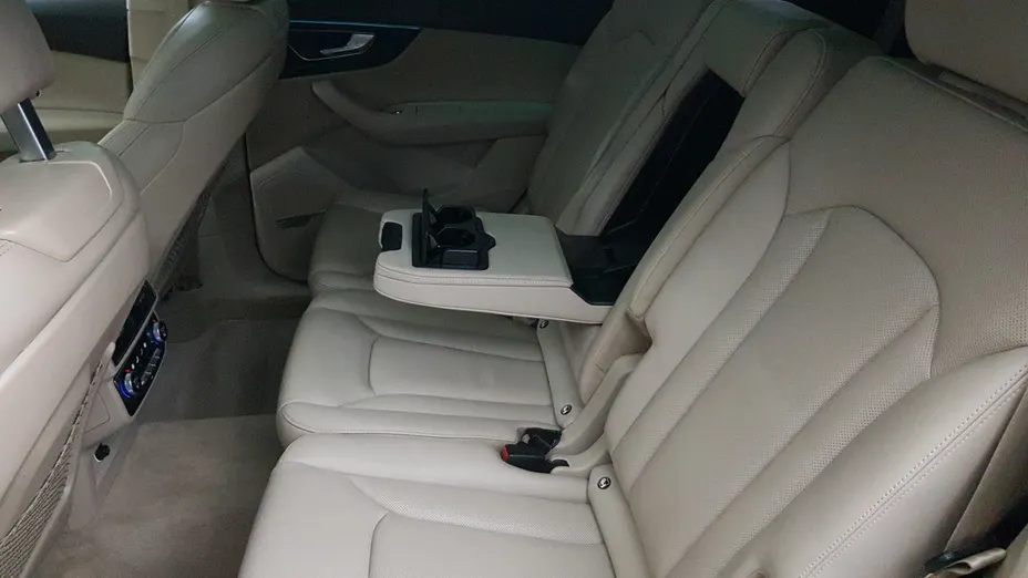 AUDI Q7 Q7 3.0 TDI Quattro Tiptr.