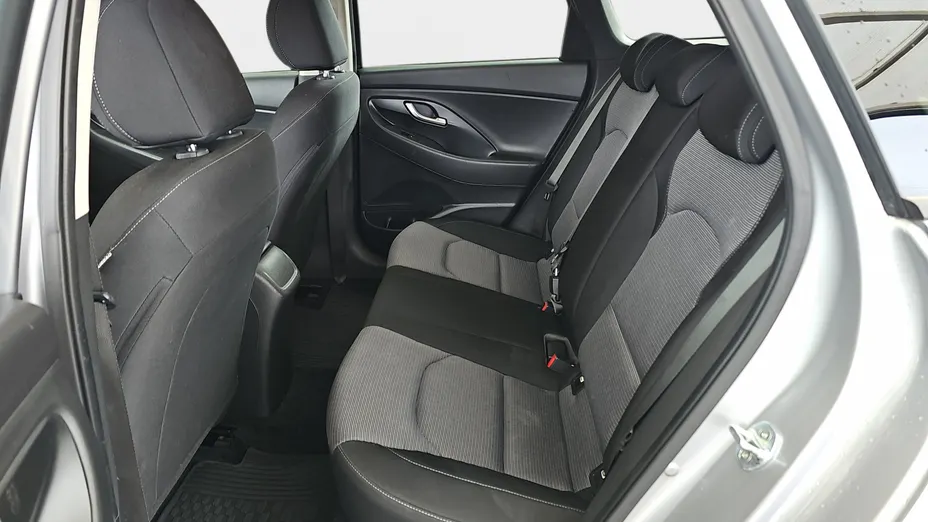 HYUNDAI i30 i30 1.0 T-GDI Modern