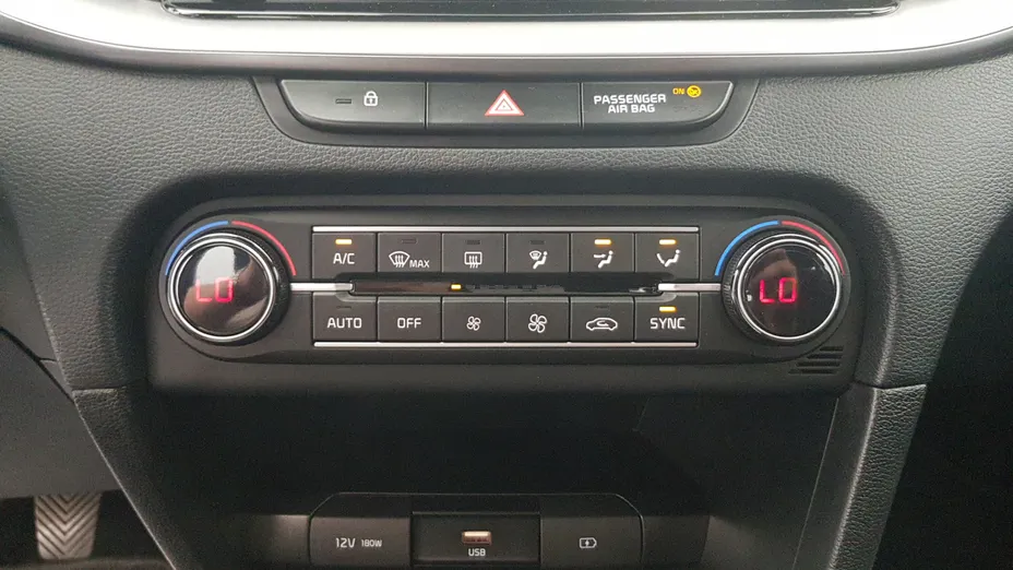 KIA Cee'd Ceed 1.5 T-GDI M