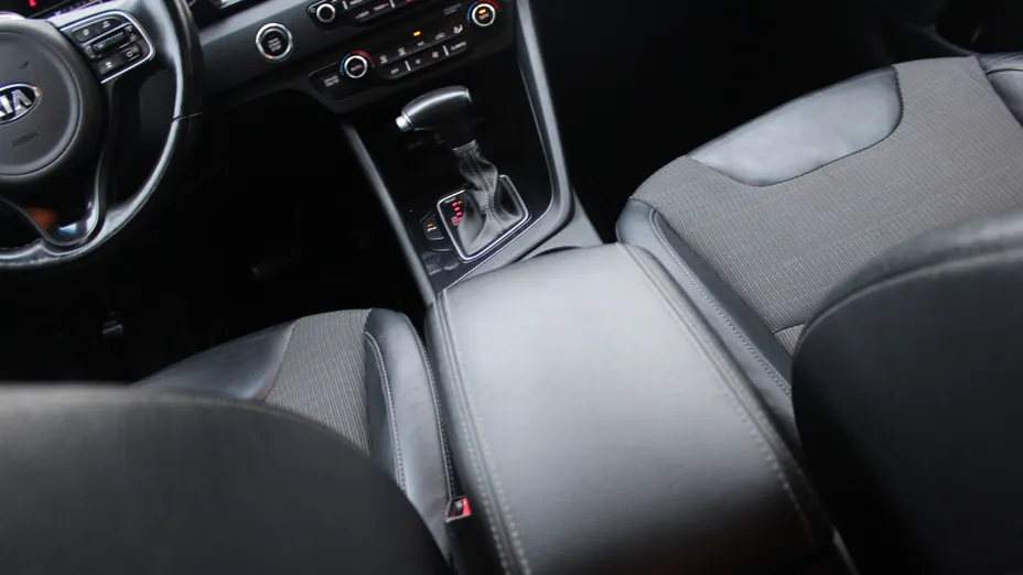 KIA Niro Niro 1.6 GDI Hybrid L
