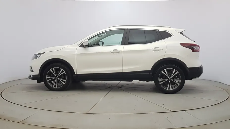 NISSAN Qashqai Qashqai 1.3 DIG-T N-Connecta DCT